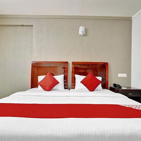 Hotel O Aec Residency Mararikulam Exterior photo