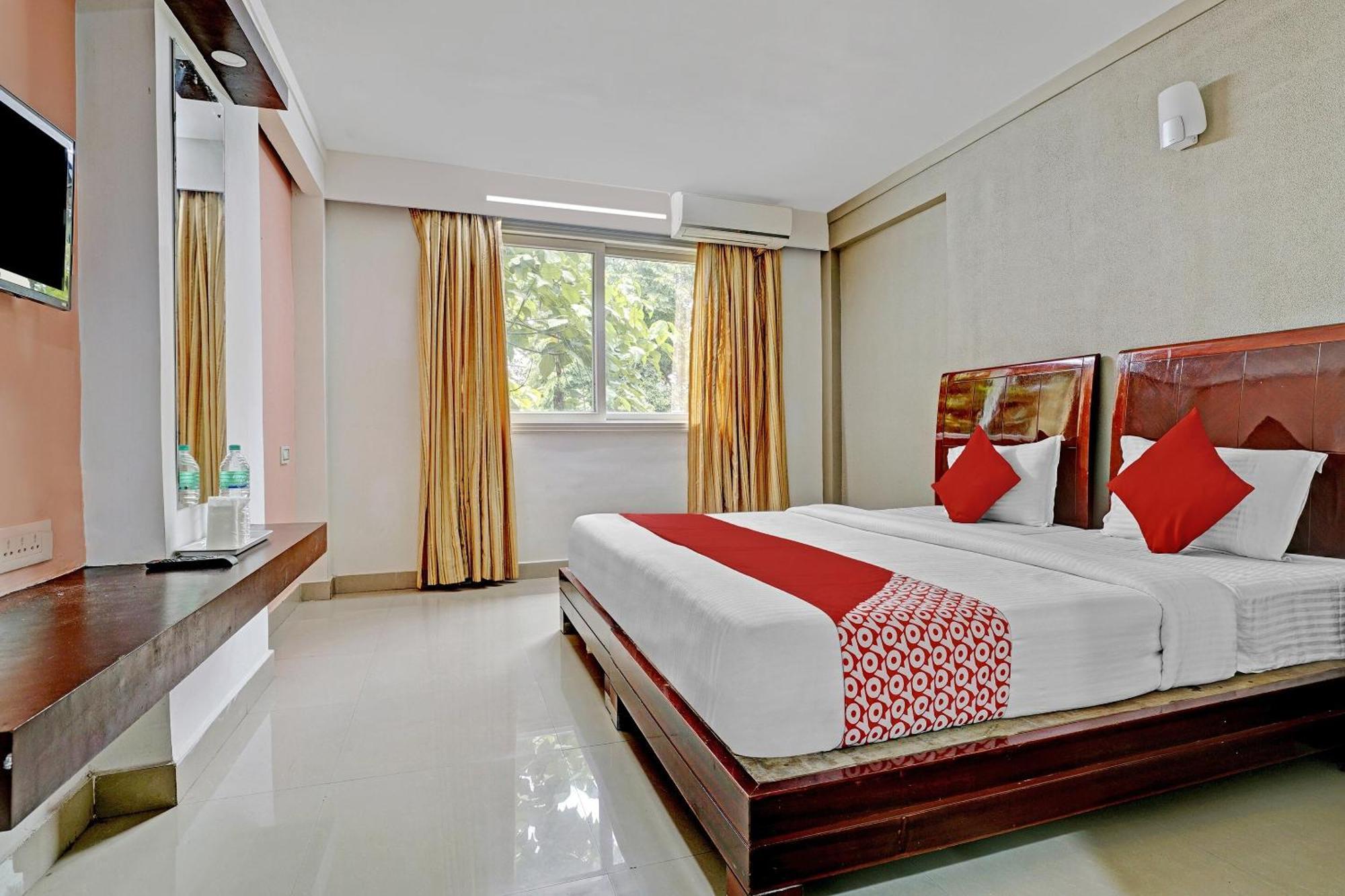 Hotel O Aec Residency Mararikulam Exterior photo